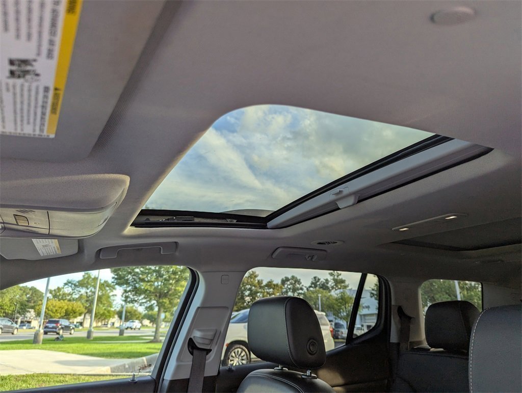 2022 Gmc Acadia SLT photo 26