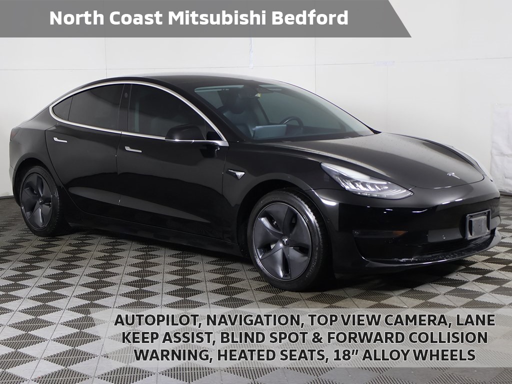 2019 Tesla Model 3 Long Range's photo