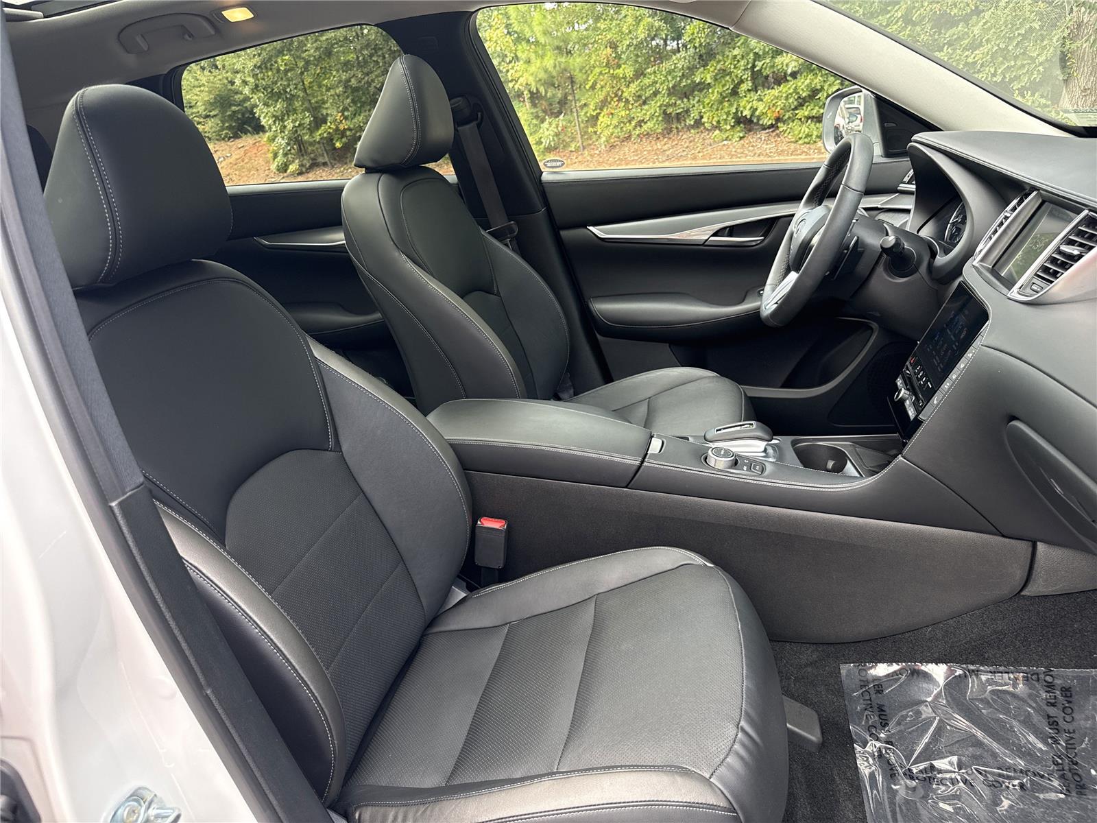 2024 Infiniti QX50 Luxe photo 22