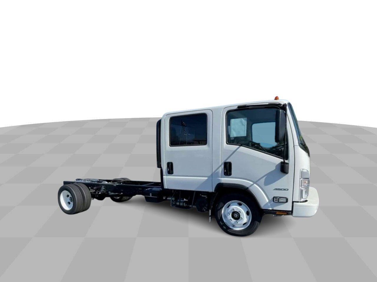 2024 Chevrolet Silverado 4500HD photo 2