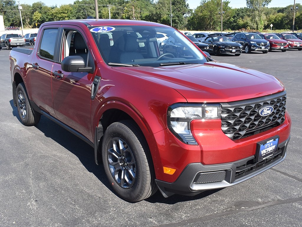 2025 Ford Maverick XLT photo 8