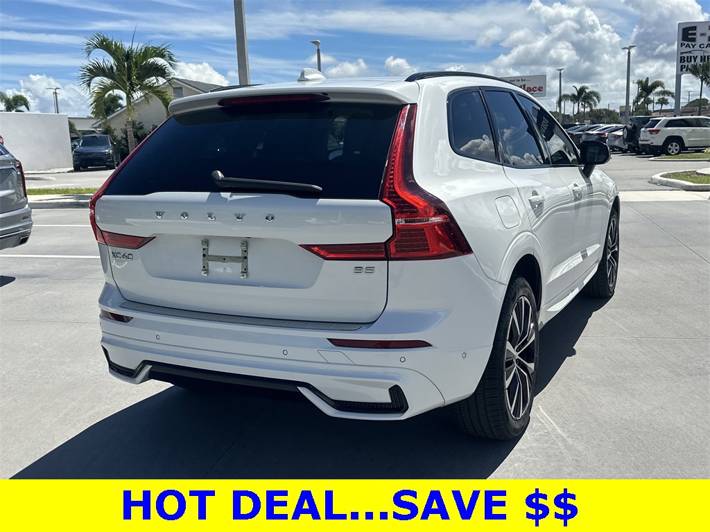 2023 Volvo XC60 B5 Plus photo 5