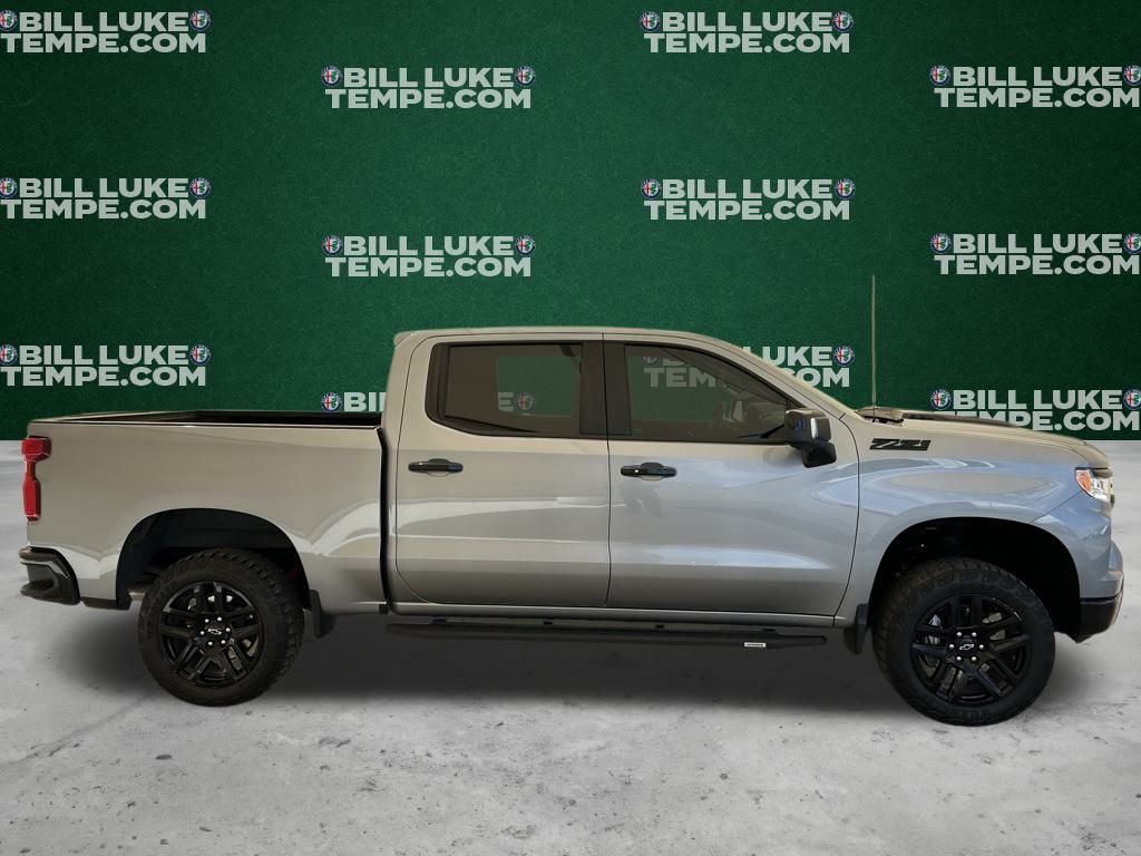 2023 Chevrolet Silverado 1500 LT Trail Boss photo 3