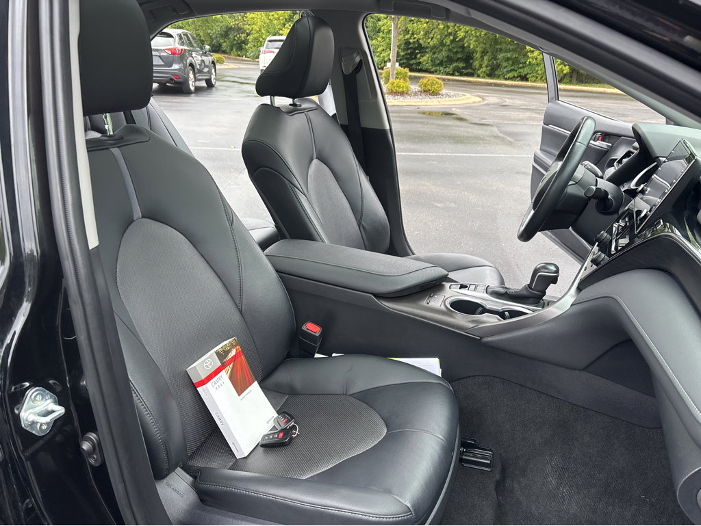 2023 Toyota Camry XLE photo 4