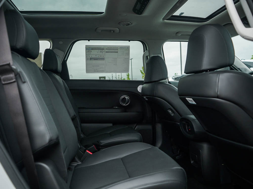 2026 Hyundai Palisade Limited photo 9