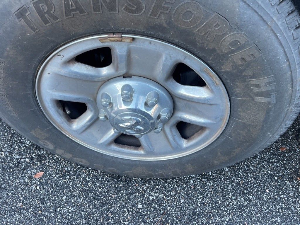 2014 Ram 2500 SLT photo 3