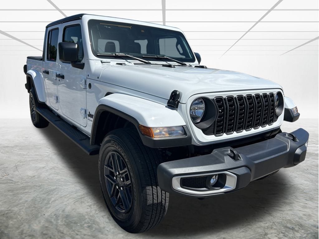 2024 Jeep Gladiator Sport S photo 2