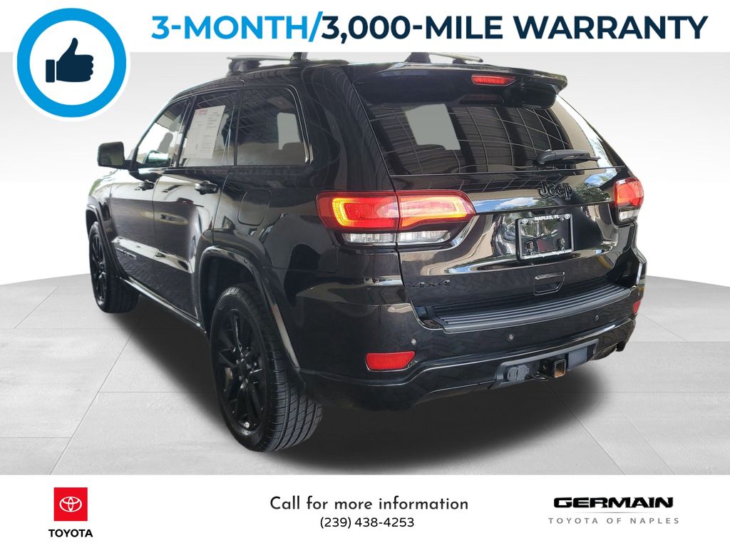 2018 Jeep Grand Cherokee Altitude photo 5