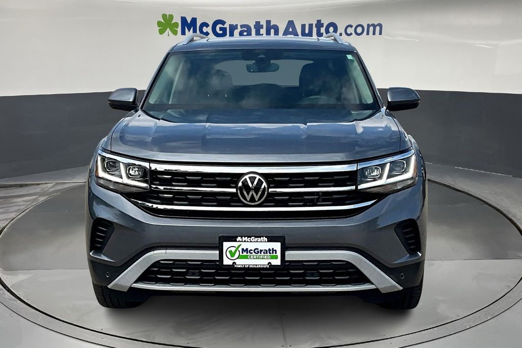 2022 Volkswagen Atlas SEL photo 2