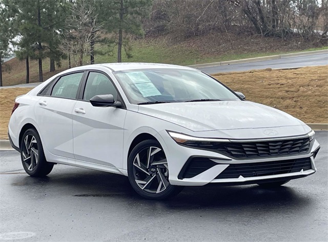 2025 Hyundai Elantra SEL Sport FWD