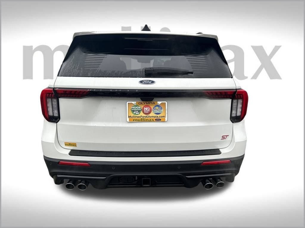 2025 Ford Explorer ST photo 3