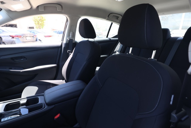 2025 Nissan Sentra S photo 14