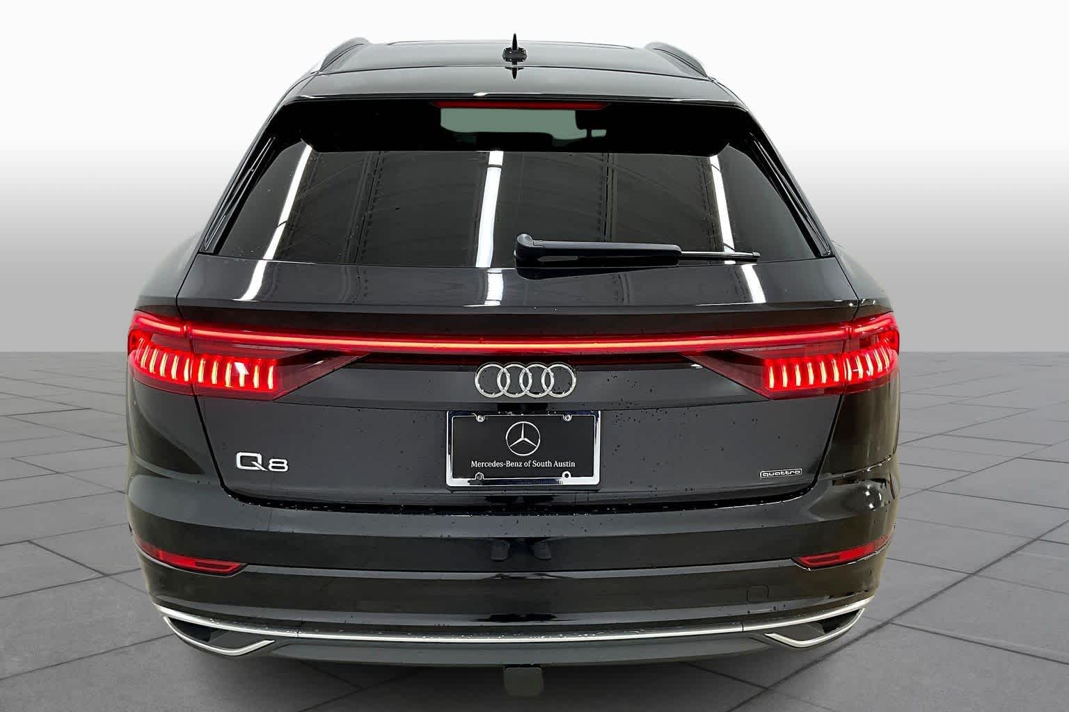 2019 Audi Q8 Premium photo 4