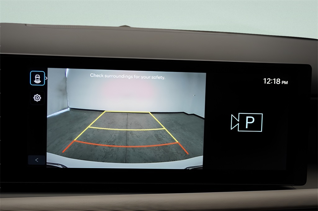 2025 Hyundai Tucson SE photo 13