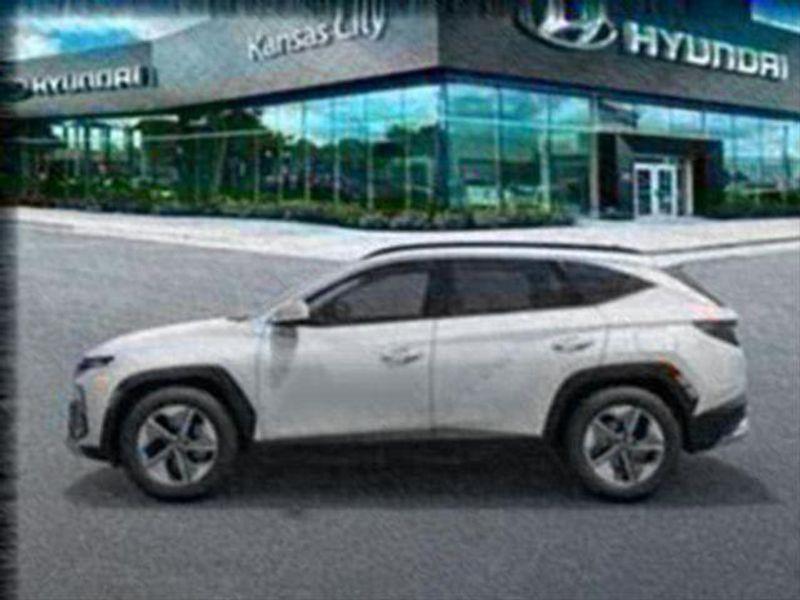 2025 Hyundai Tucson Hybrid SEL Convenience photo 3