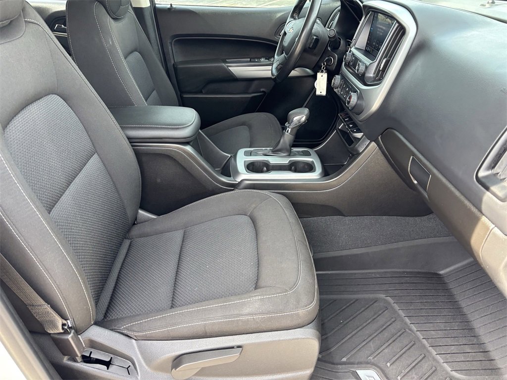 2022 Chevrolet Colorado LT photo 21