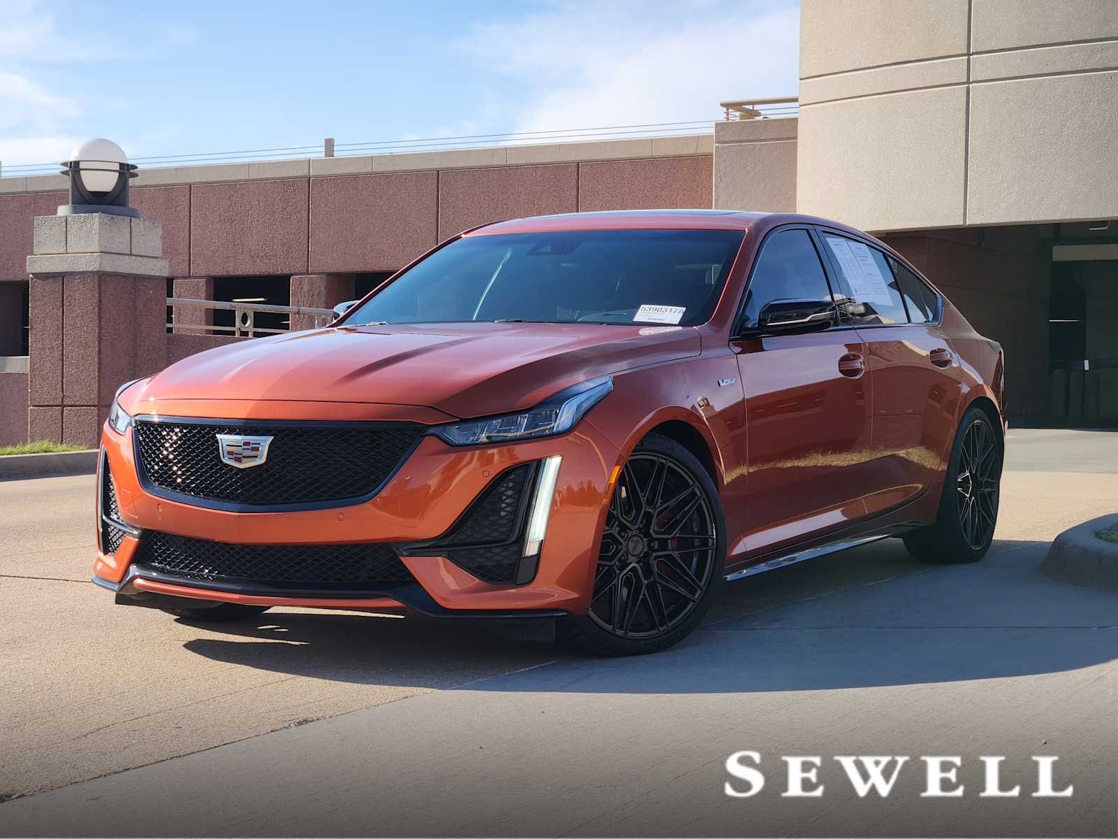 2022 Cadillac CT5 V-Series's photo