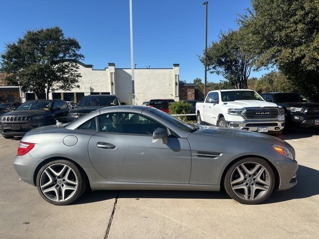 2015 Mercedes Benz SLK 250 photo 4