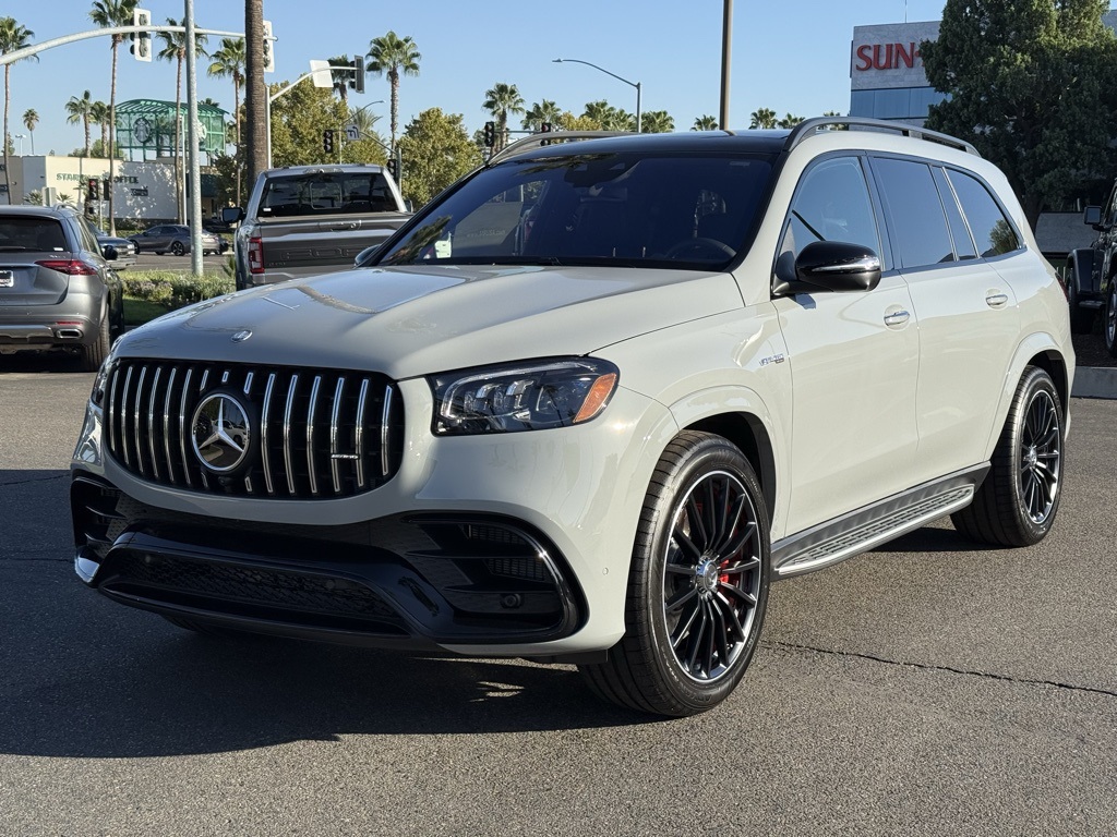 2026 Mercedes Benz GLS AMG 63 4MATIC photo 2