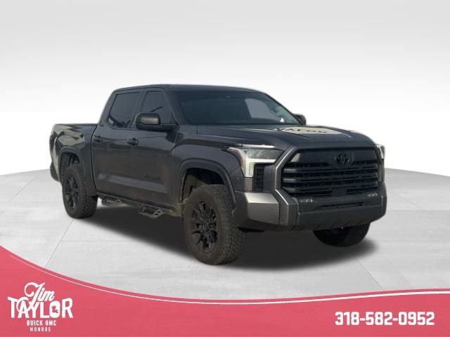 2023 Toyota Tundra SR5's photo