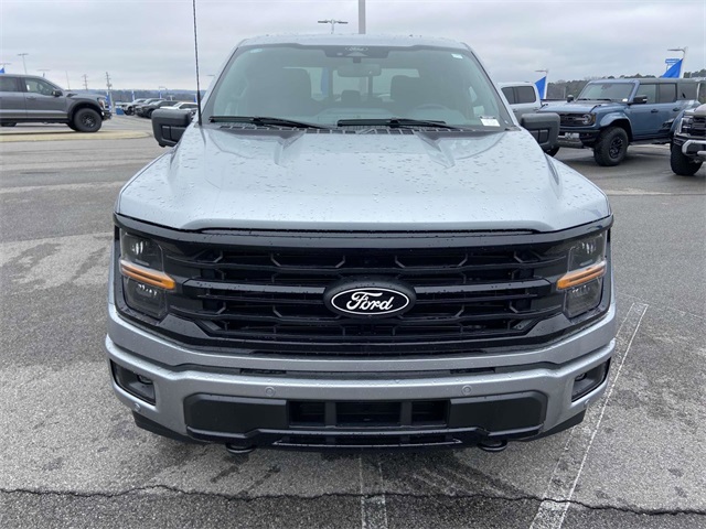 2025 Ford F-150 XLT photo 6