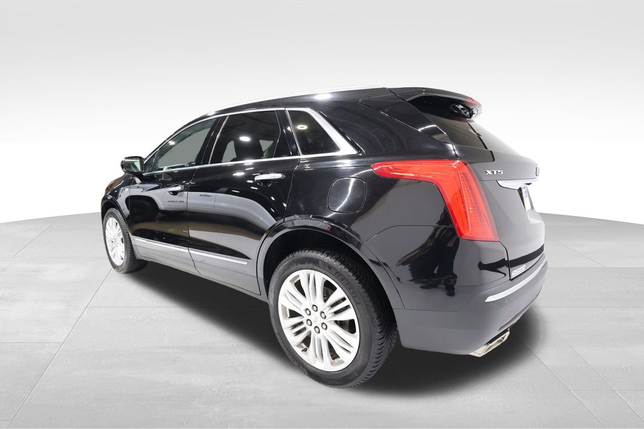 2019 Cadillac XT5 Premium Luxury photo 2