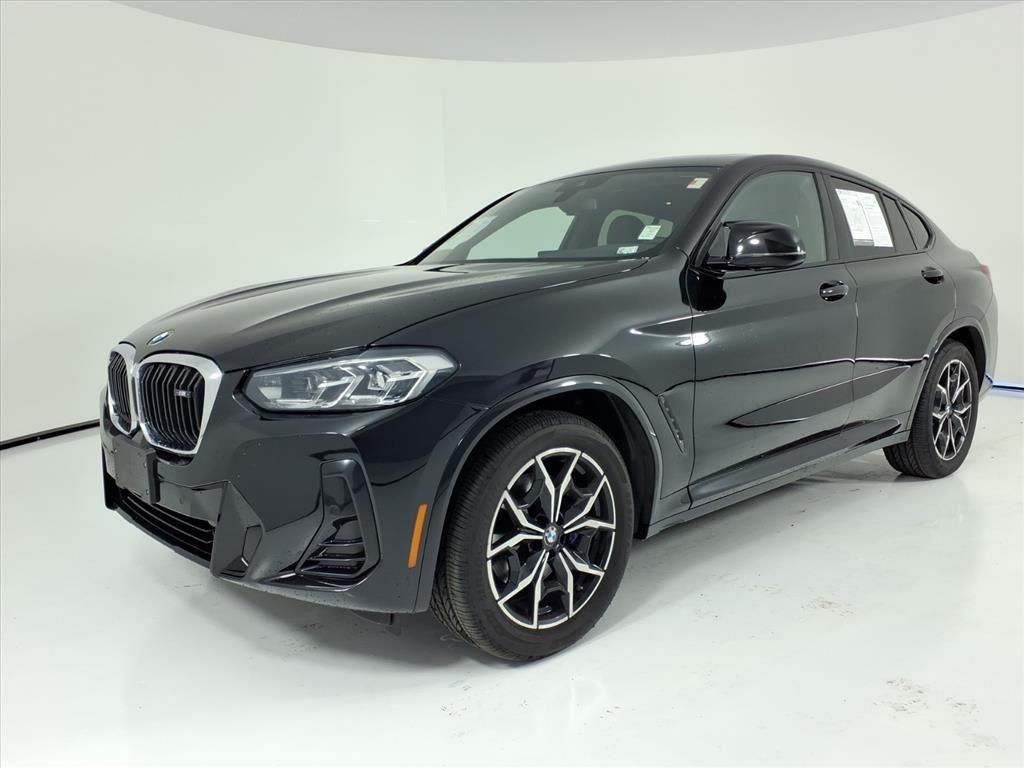 2023 BMW X4 M40i's photo