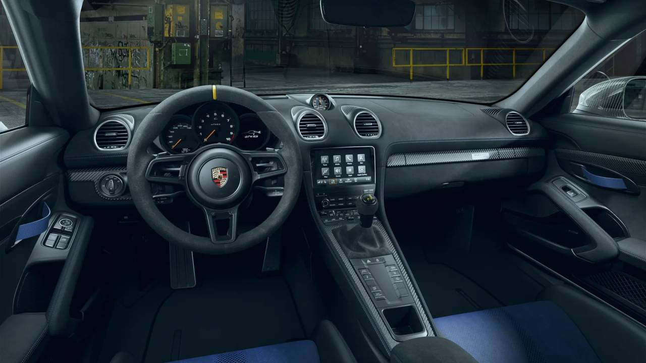 2025 Porsche Cayman GT4 RS photo 5