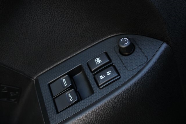 2013 Scion tC photo 13