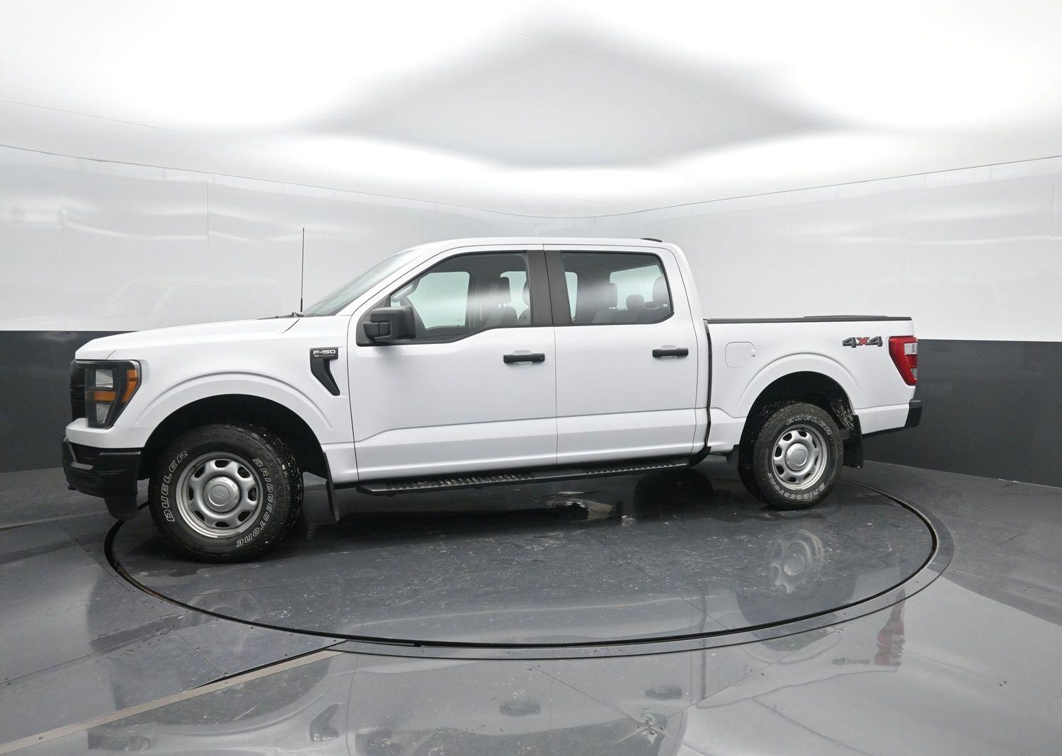 2021 Ford F-150 XL's photo