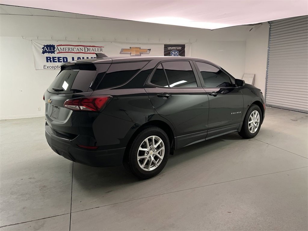 2022 Chevrolet Equinox LS photo 7