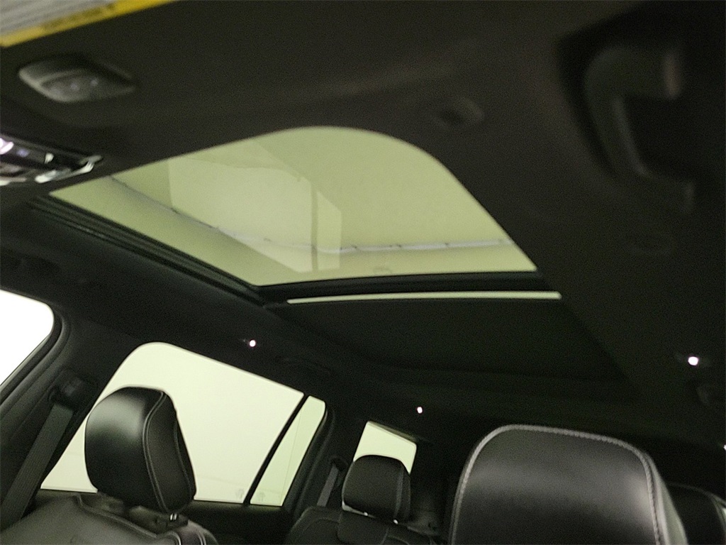 2024 JEEP GRAND CHEROKEE L - Image 11