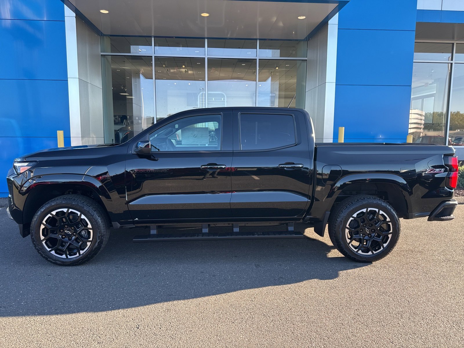 2026 Chevrolet Colorado Z71 photo 7