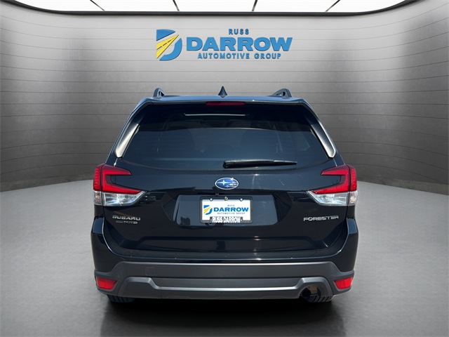 2023 Subaru Forester Premium photo 4