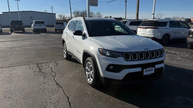 2026 Jeep Compass Latitude's photo