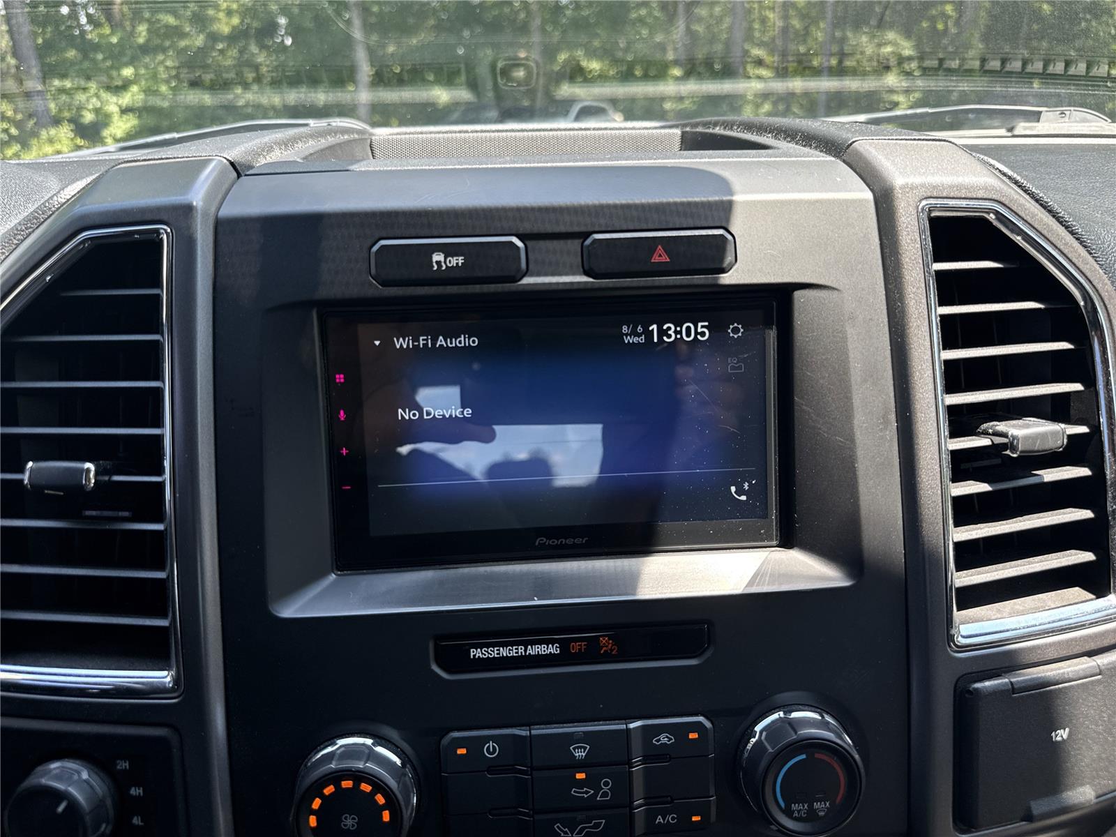 2016 Ford F-150 XLT photo 17