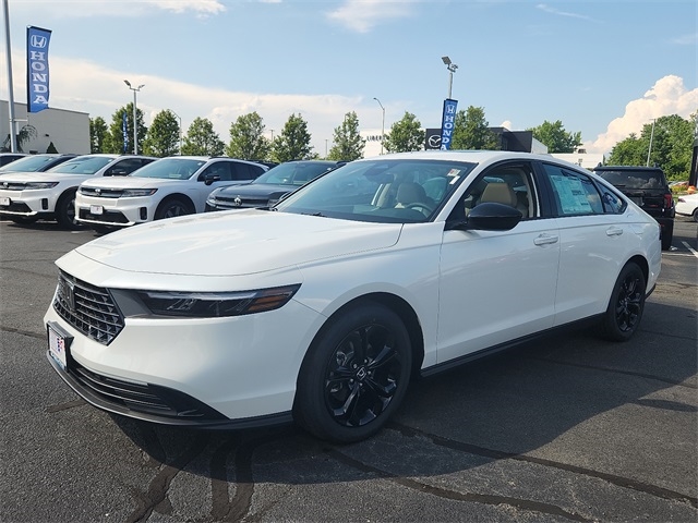 2025 Honda Accord 1.5T SE photo 3