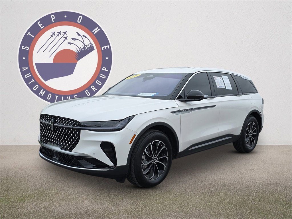 2025 Lincoln Nautilus Premiere's photo