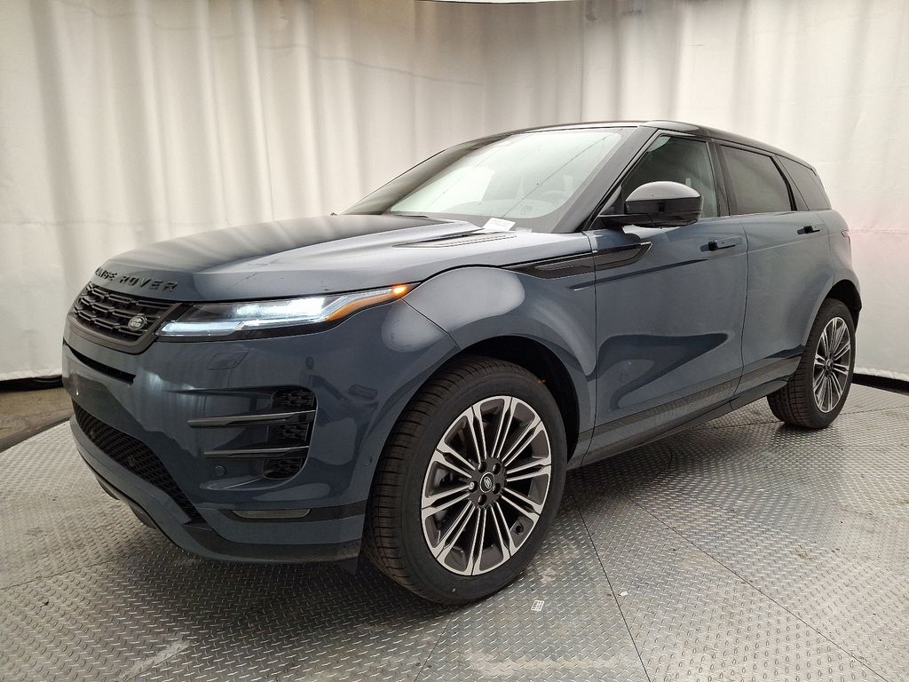 2026 Land Rover Range Rover Evoque Dynamic SE's photo