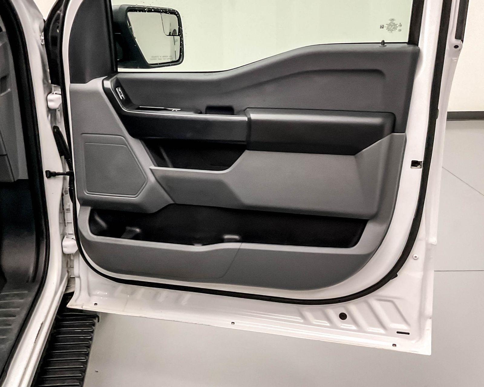 2022 Ford F-150 XL photo 15