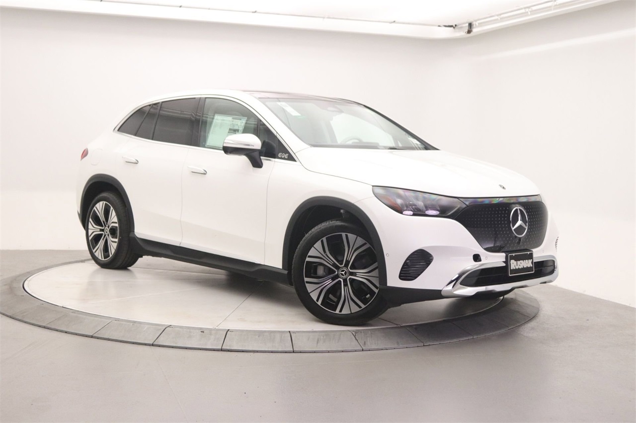 2026 Mercedes-Benz EQE SUV Base's photo