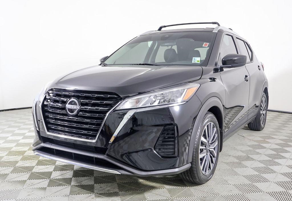 2024 Nissan Kicks SV photo 2