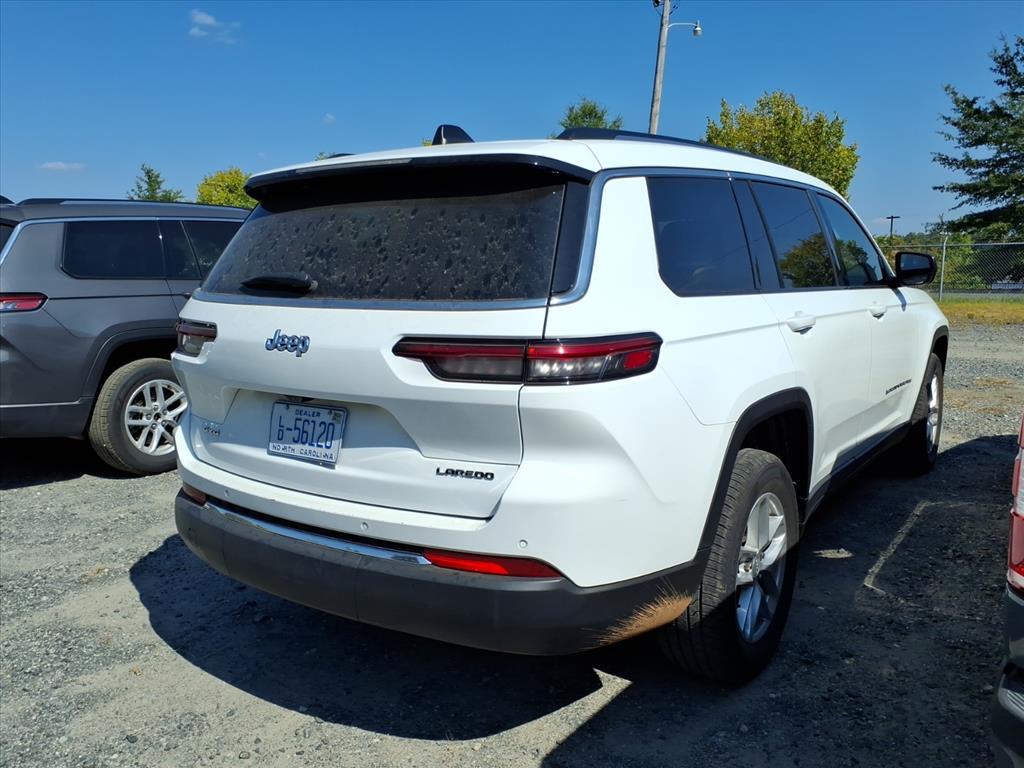 2023 Jeep Grand Cherokee Laredo photo 7