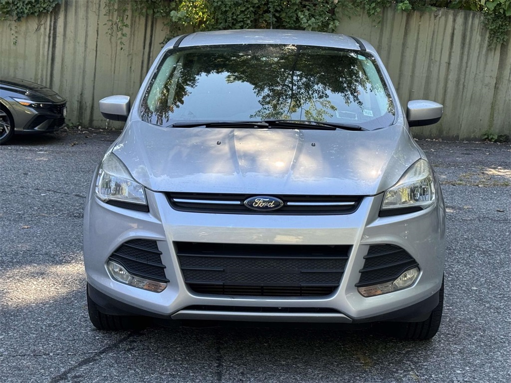 2014 Ford Escape SE photo 2