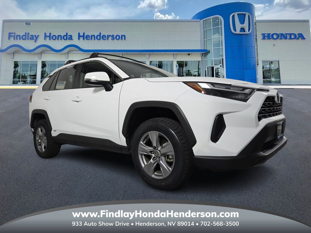2023 Toyota RAV4 Hybrid XLE photo 2