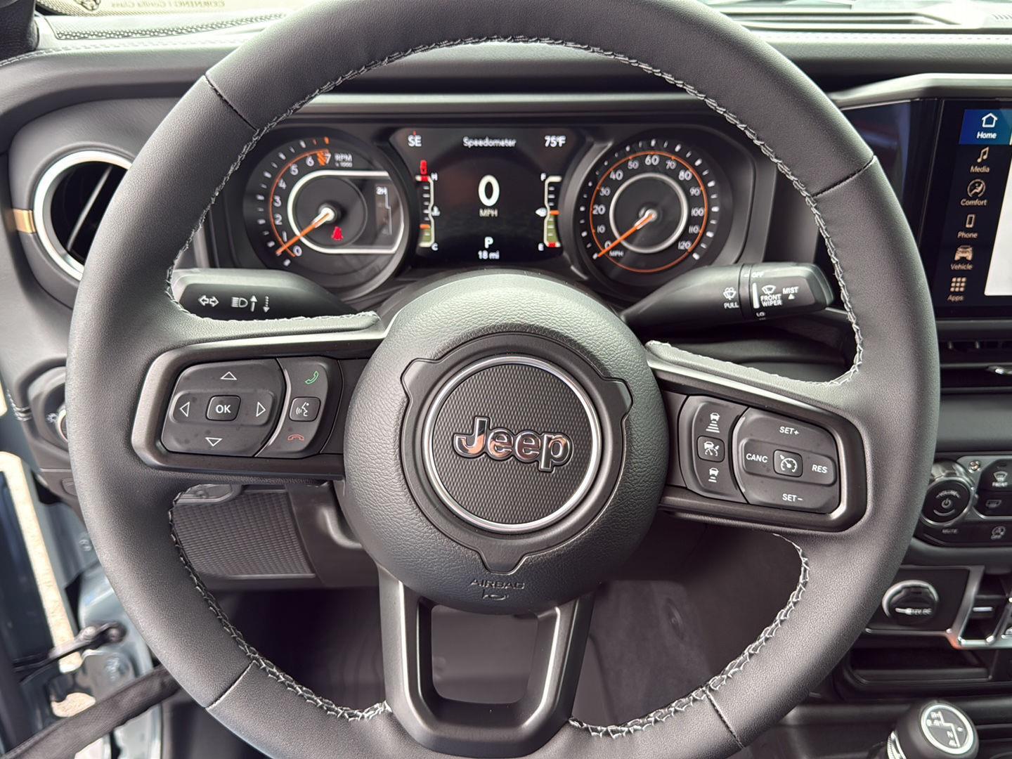 2025 Jeep Gladiator Sport photo 16
