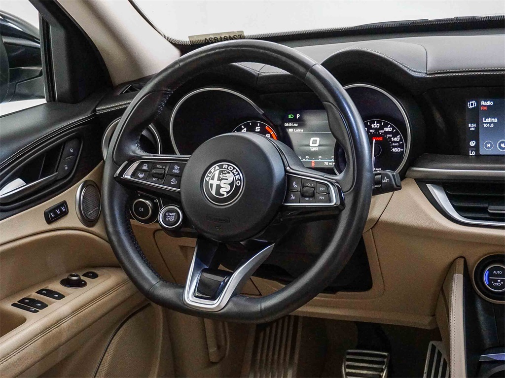 2020 Alfa Romeo Stelvio Ti photo 14