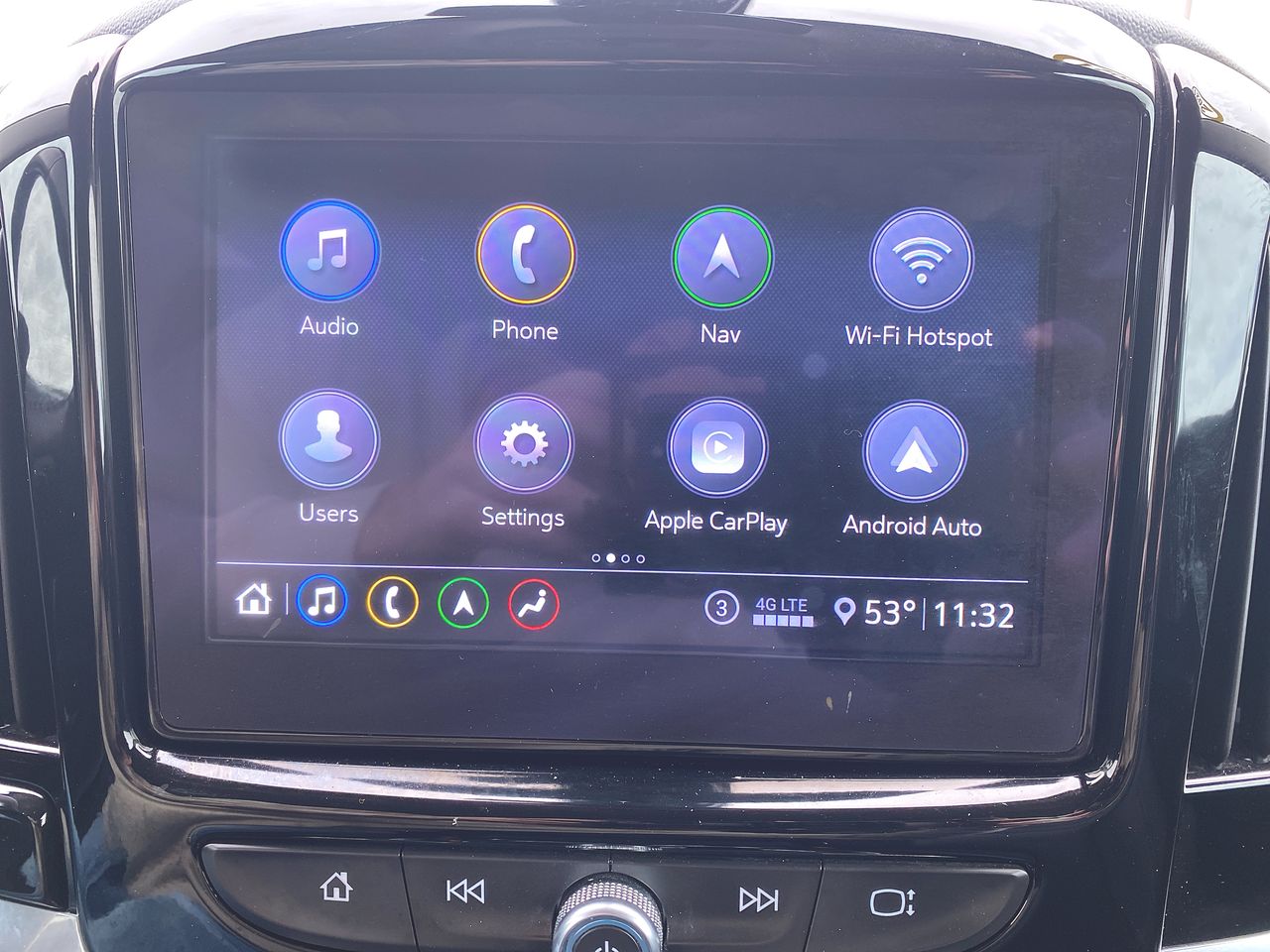 2021 Chevrolet Traverse Premier photo 4