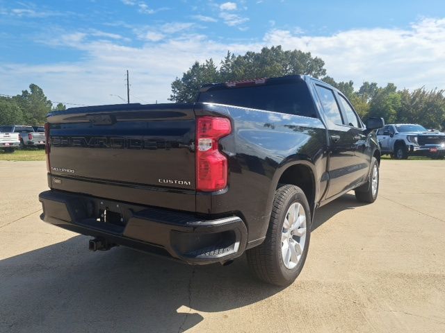 2025 Chevrolet Silverado 1500 Custom photo 6