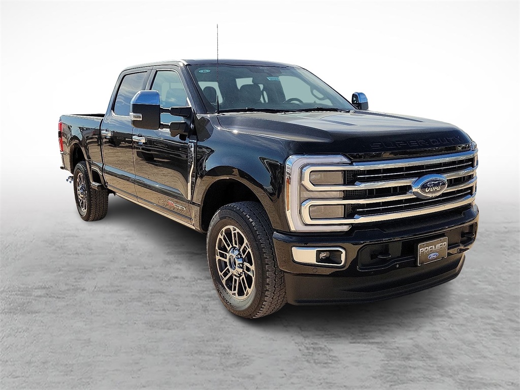 2026 Ford F-250 Super Duty Platinum's photo